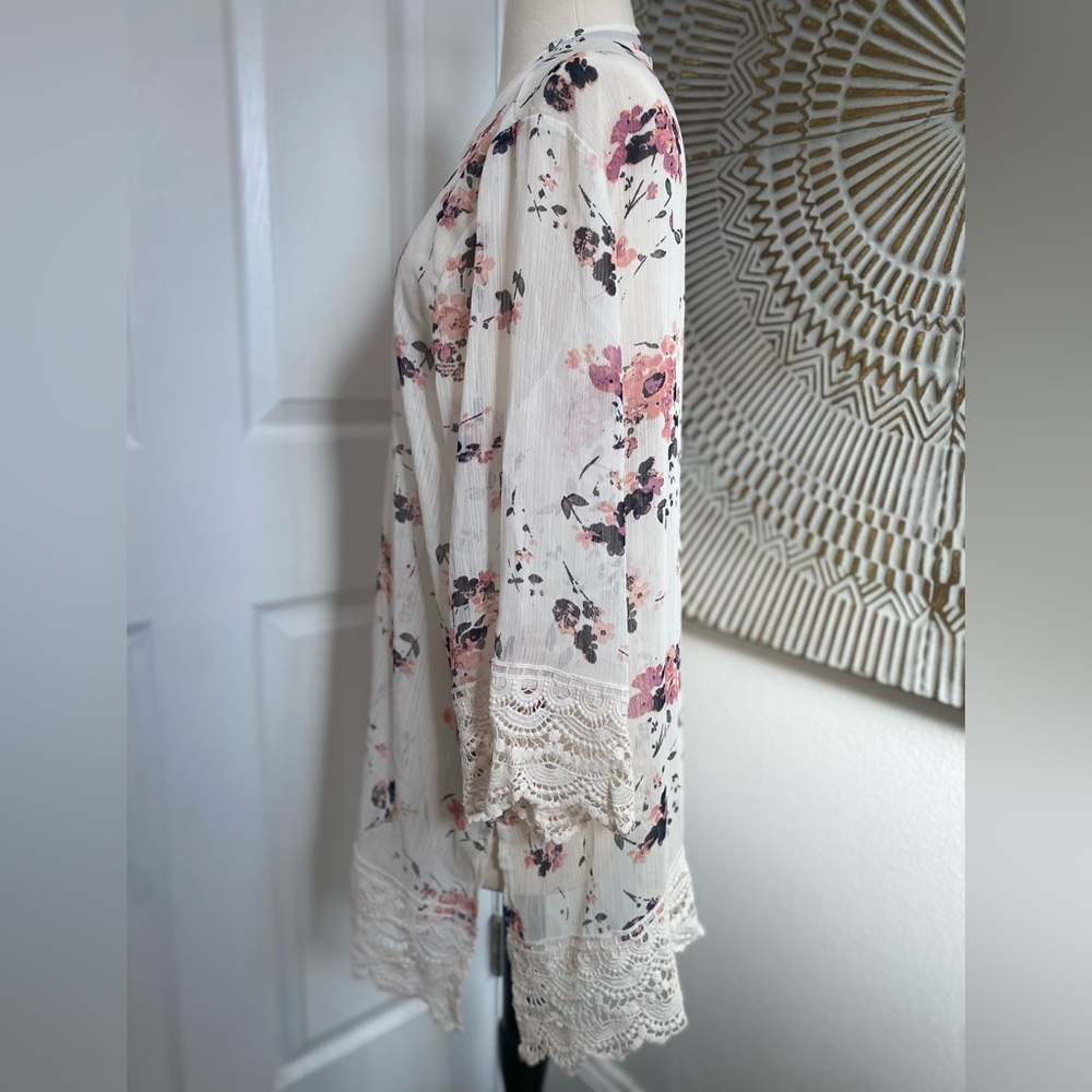Mason & Belle open front top, size large - Picture 2 of 7